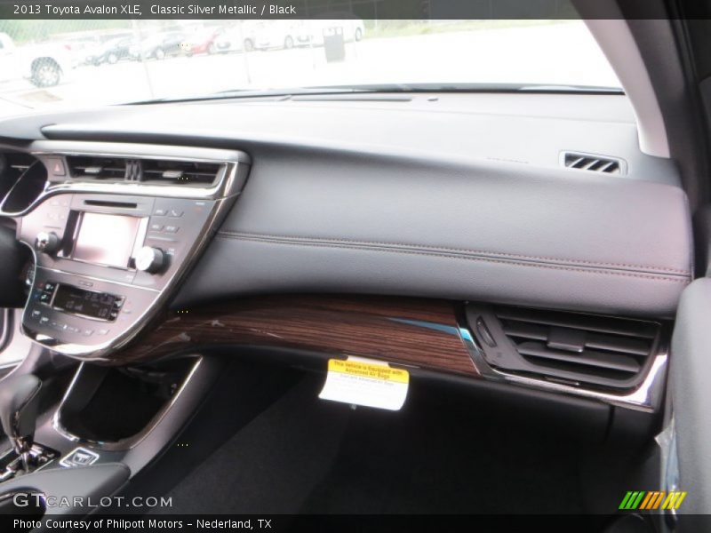 Classic Silver Metallic / Black 2013 Toyota Avalon XLE
