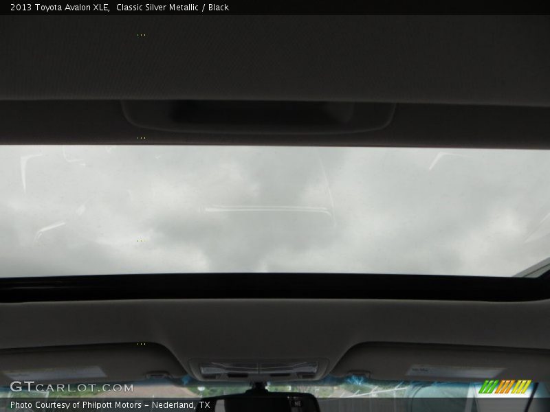 Classic Silver Metallic / Black 2013 Toyota Avalon XLE