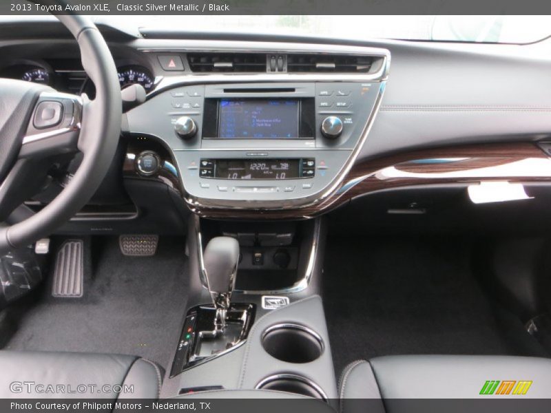 Classic Silver Metallic / Black 2013 Toyota Avalon XLE