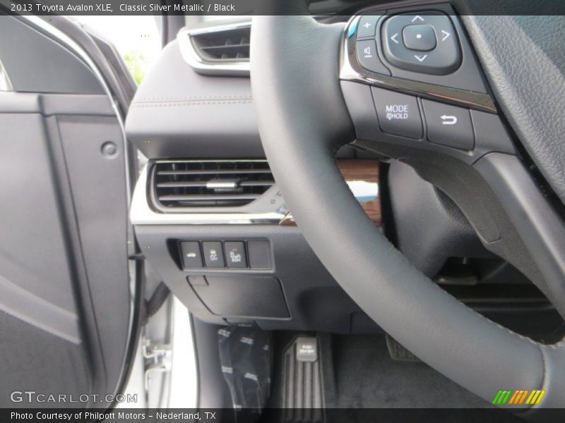 Classic Silver Metallic / Black 2013 Toyota Avalon XLE