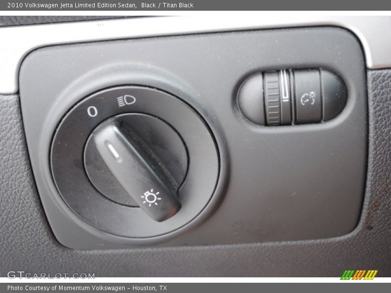 Black / Titan Black 2010 Volkswagen Jetta Limited Edition Sedan