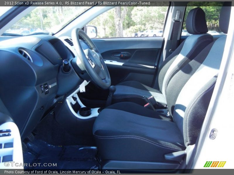  2012 xD Release Series 4.0 RS Blizzard Pearl/Color-Tuned Interior