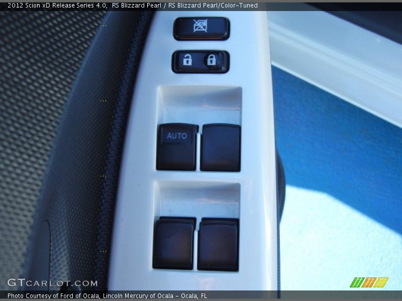 RS Blizzard Pearl / RS Blizzard Pearl/Color-Tuned 2012 Scion xD Release Series 4.0