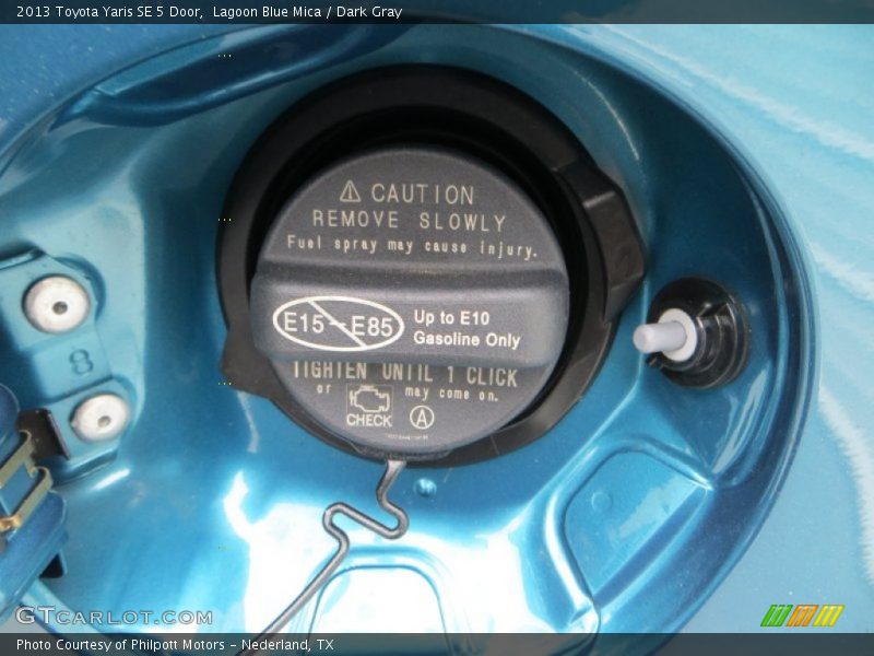 Lagoon Blue Mica / Dark Gray 2013 Toyota Yaris SE 5 Door