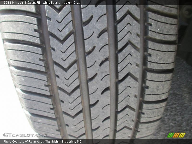 White Pearl / Medium Gray 2011 Mitsubishi Galant FE
