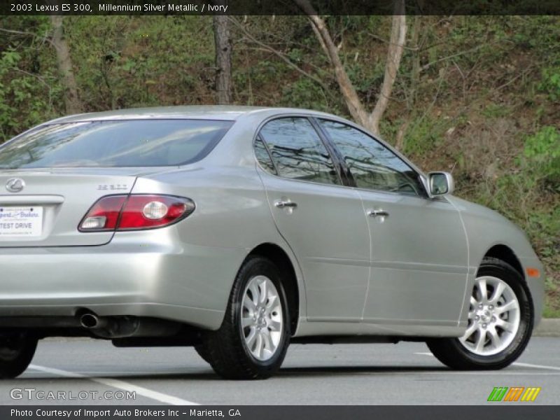 Millennium Silver Metallic / Ivory 2003 Lexus ES 300