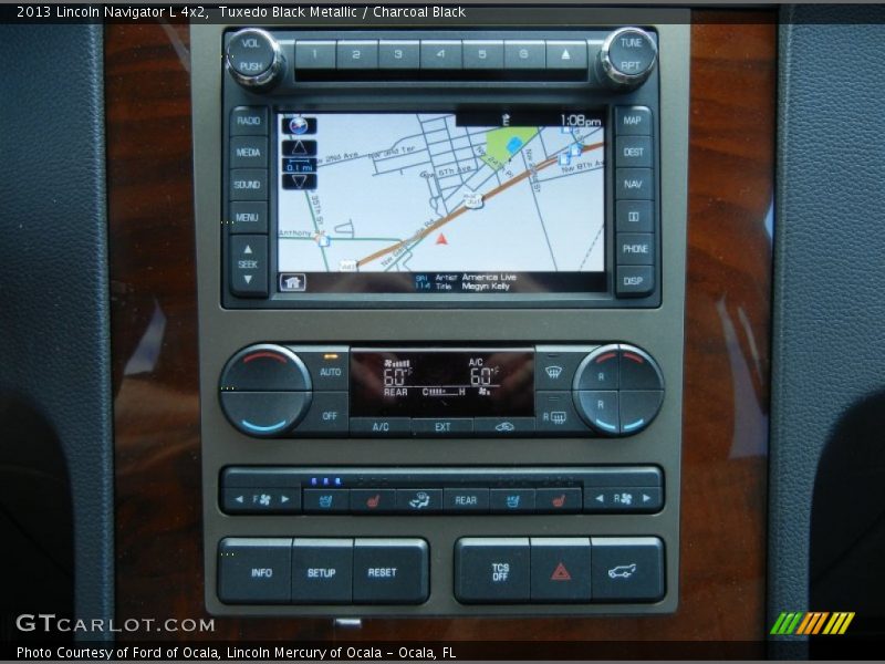 Navigation of 2013 Navigator L 4x2