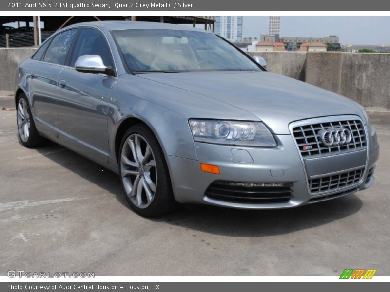 Front 3/4 View of 2011 S6 5.2 FSI quattro Sedan