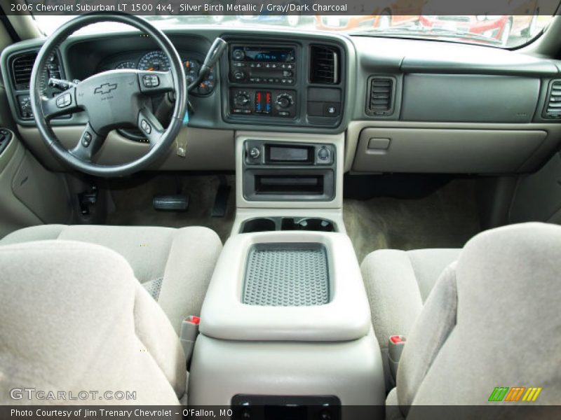 Silver Birch Metallic / Gray/Dark Charcoal 2006 Chevrolet Suburban LT 1500 4x4