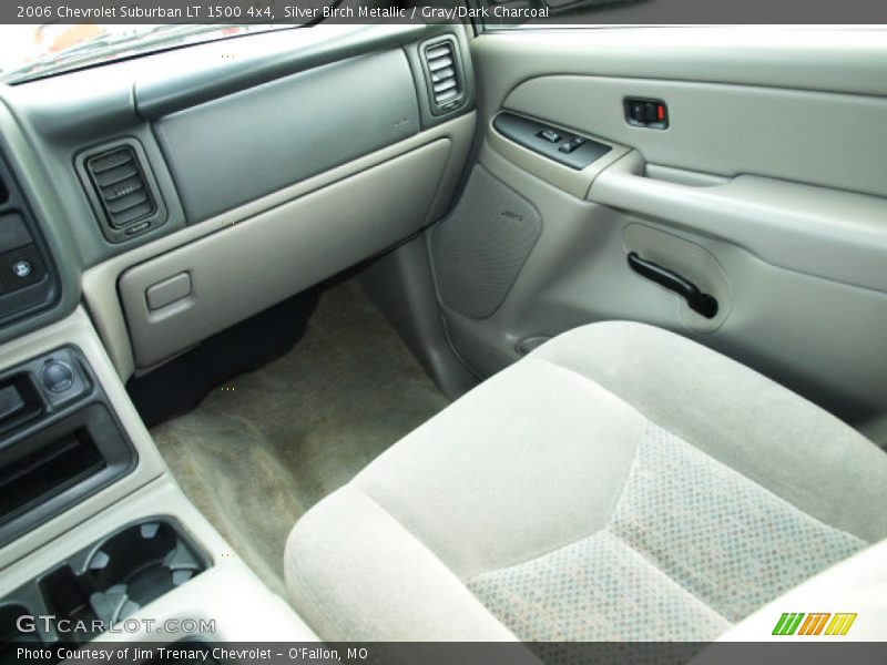 Silver Birch Metallic / Gray/Dark Charcoal 2006 Chevrolet Suburban LT 1500 4x4