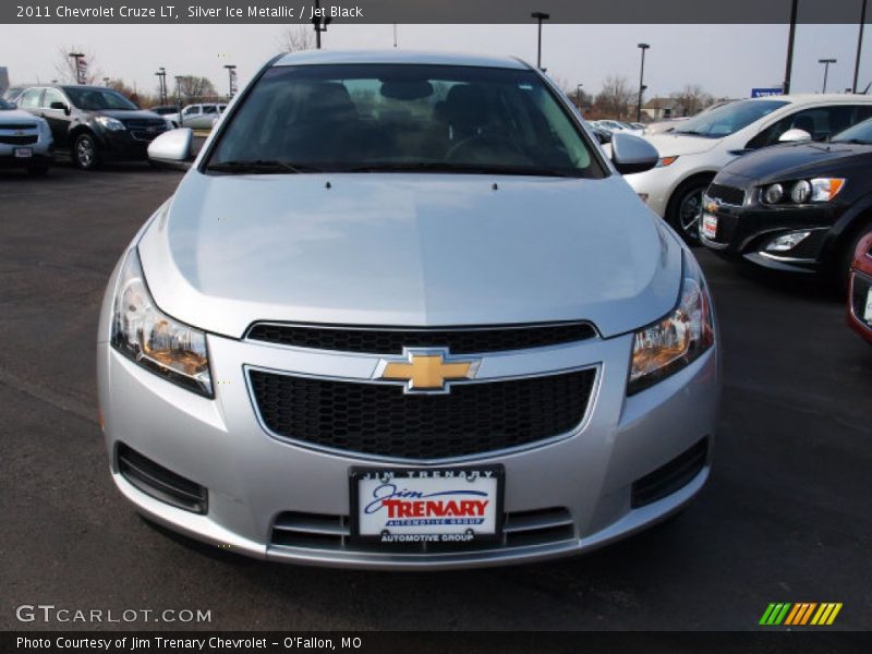 Silver Ice Metallic / Jet Black 2011 Chevrolet Cruze LT