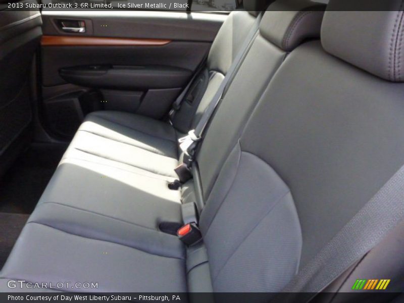 Ice Silver Metallic / Black 2013 Subaru Outback 3.6R Limited