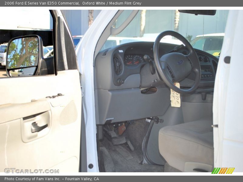 Oxford White / Medium Flint Grey 2006 Ford E Series Van E350 Commercial
