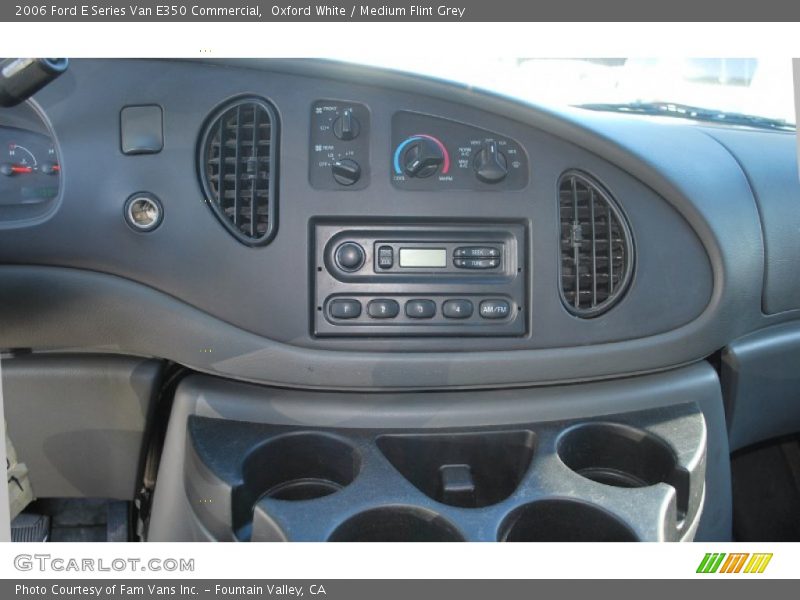 Oxford White / Medium Flint Grey 2006 Ford E Series Van E350 Commercial