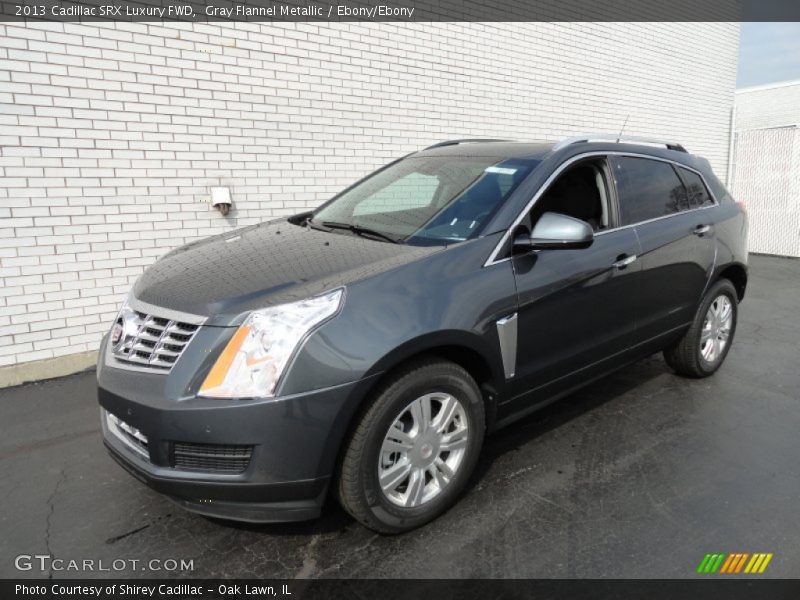 Front 3/4 View of 2013 SRX Luxury FWD