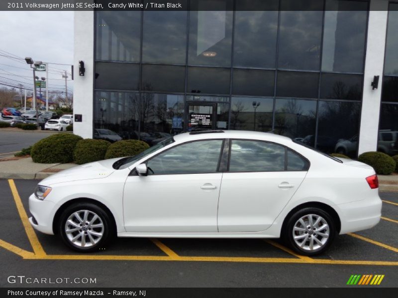 Candy White / Titan Black 2011 Volkswagen Jetta SE Sedan