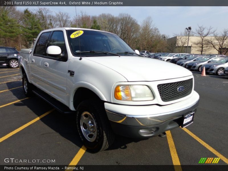 Oxford White / Medium Graphite 2001 Ford F150 XLT SuperCrew 4x4
