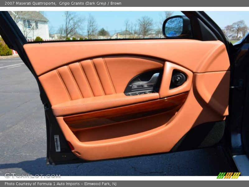 Door Panel of 2007 Quattroporte 