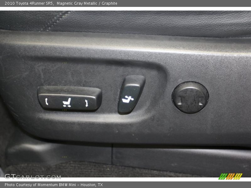 Magnetic Gray Metallic / Graphite 2010 Toyota 4Runner SR5