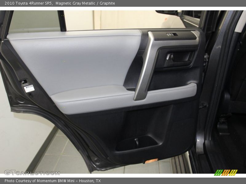 Magnetic Gray Metallic / Graphite 2010 Toyota 4Runner SR5
