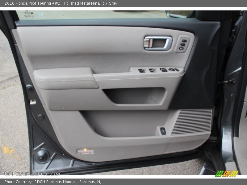 Polished Metal Metallic / Gray 2010 Honda Pilot Touring 4WD