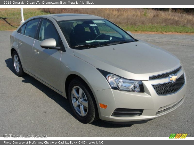 Champagne Silver Metallic / Jet Black 2013 Chevrolet Cruze LT