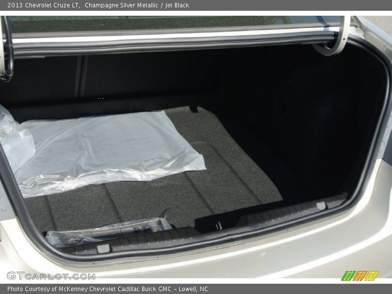 Champagne Silver Metallic / Jet Black 2013 Chevrolet Cruze LT