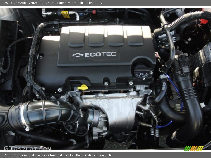 Champagne Silver Metallic / Jet Black 2013 Chevrolet Cruze LT