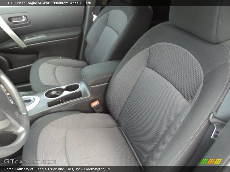Phantom White / Black 2010 Nissan Rogue SL AWD