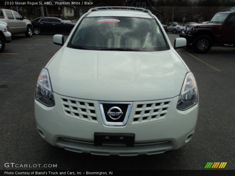 Phantom White / Black 2010 Nissan Rogue SL AWD