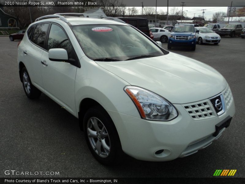 Phantom White / Black 2010 Nissan Rogue SL AWD