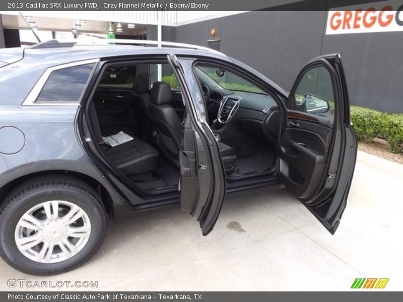 Gray Flannel Metallic / Ebony/Ebony 2013 Cadillac SRX Luxury FWD