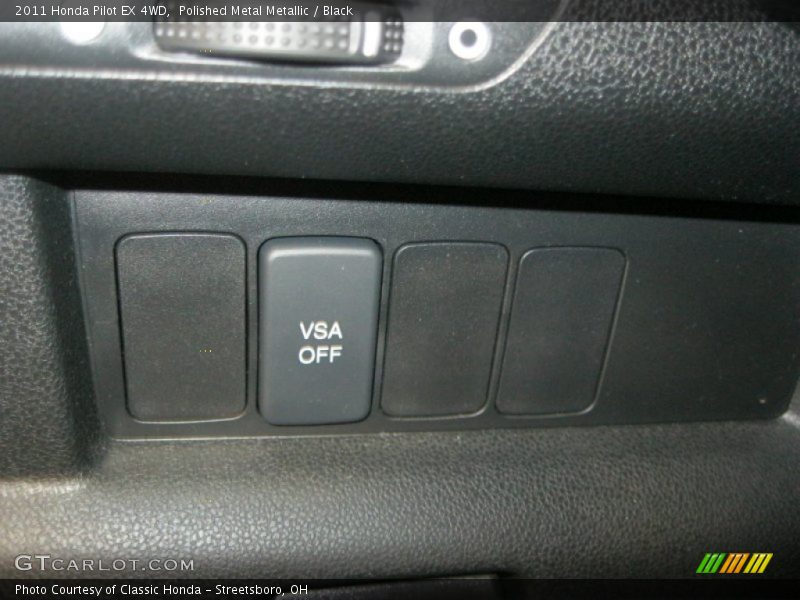 Polished Metal Metallic / Black 2011 Honda Pilot EX 4WD