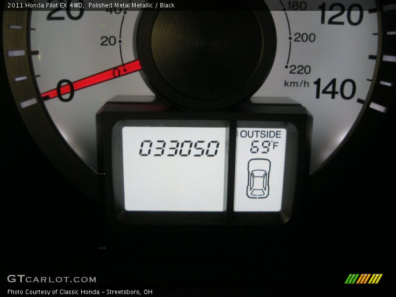 Polished Metal Metallic / Black 2011 Honda Pilot EX 4WD