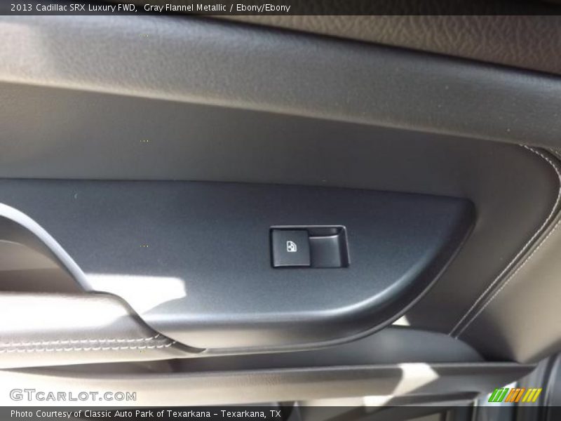 Gray Flannel Metallic / Ebony/Ebony 2013 Cadillac SRX Luxury FWD