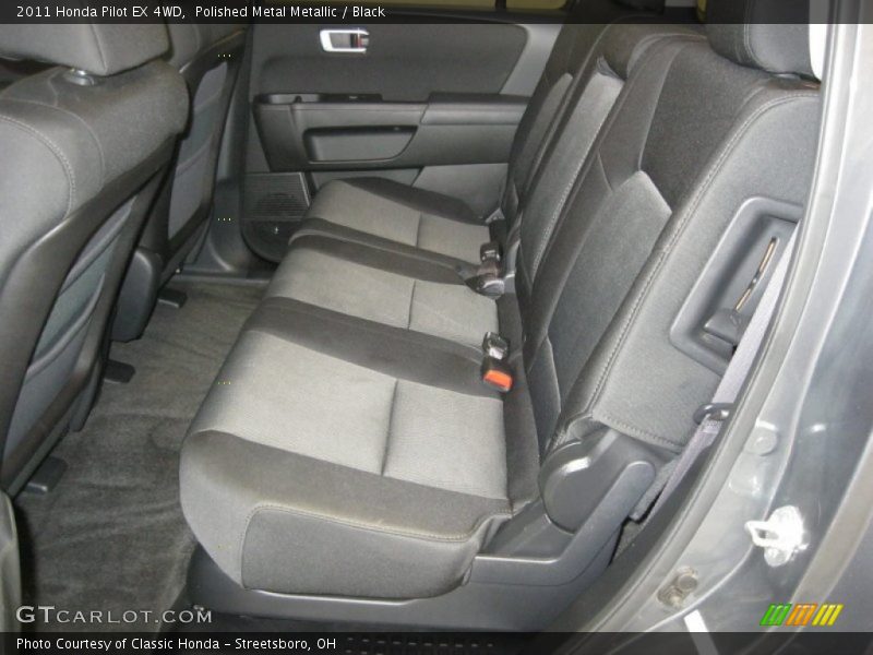 Polished Metal Metallic / Black 2011 Honda Pilot EX 4WD