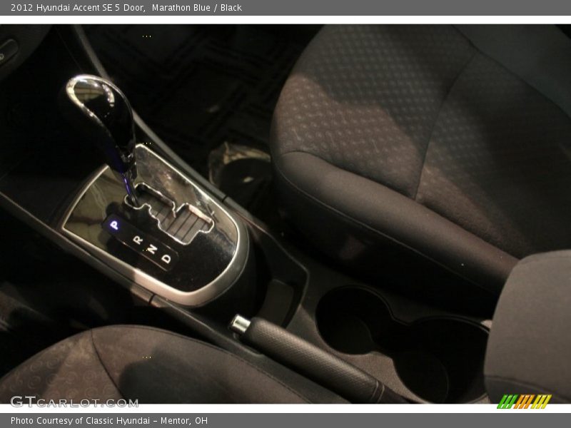 Marathon Blue / Black 2012 Hyundai Accent SE 5 Door