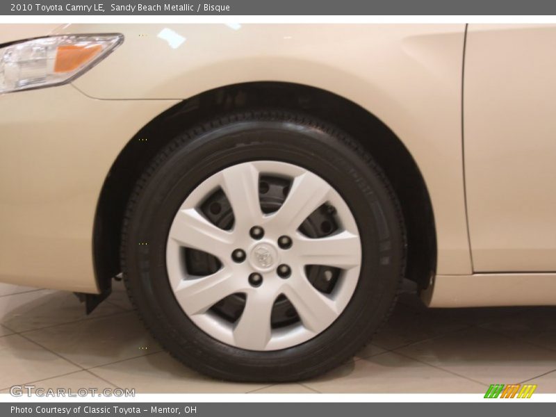 Sandy Beach Metallic / Bisque 2010 Toyota Camry LE