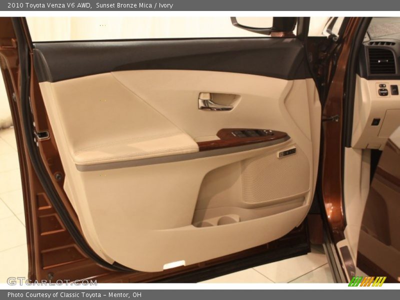 Sunset Bronze Mica / Ivory 2010 Toyota Venza V6 AWD