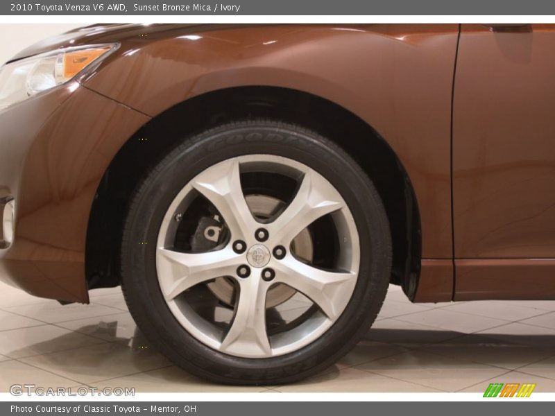 Sunset Bronze Mica / Ivory 2010 Toyota Venza V6 AWD