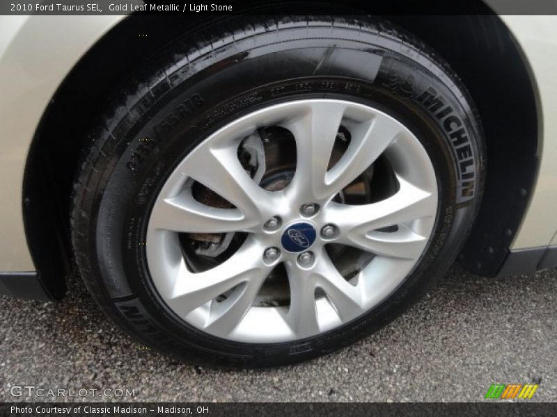 Gold Leaf Metallic / Light Stone 2010 Ford Taurus SEL