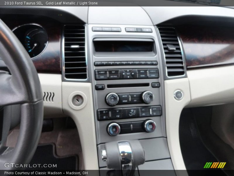 Gold Leaf Metallic / Light Stone 2010 Ford Taurus SEL