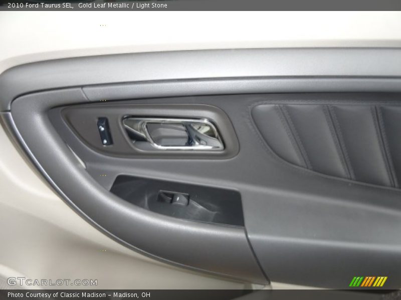 Gold Leaf Metallic / Light Stone 2010 Ford Taurus SEL