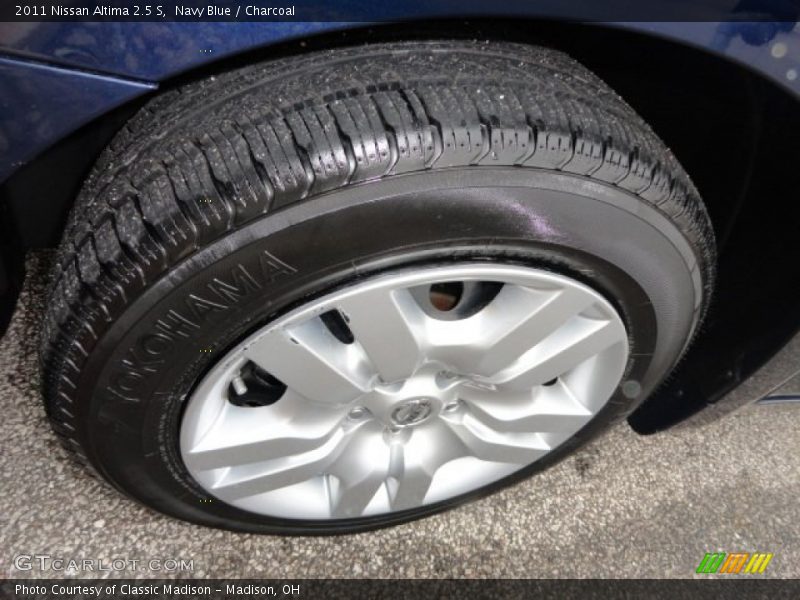 Navy Blue / Charcoal 2011 Nissan Altima 2.5 S