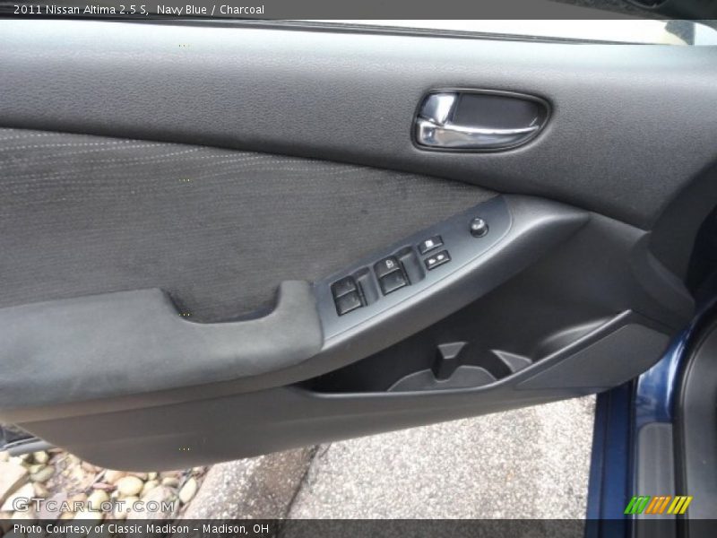 Navy Blue / Charcoal 2011 Nissan Altima 2.5 S