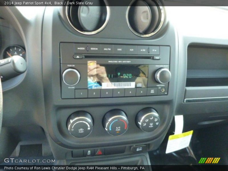 Black / Dark Slate Gray 2014 Jeep Patriot Sport 4x4