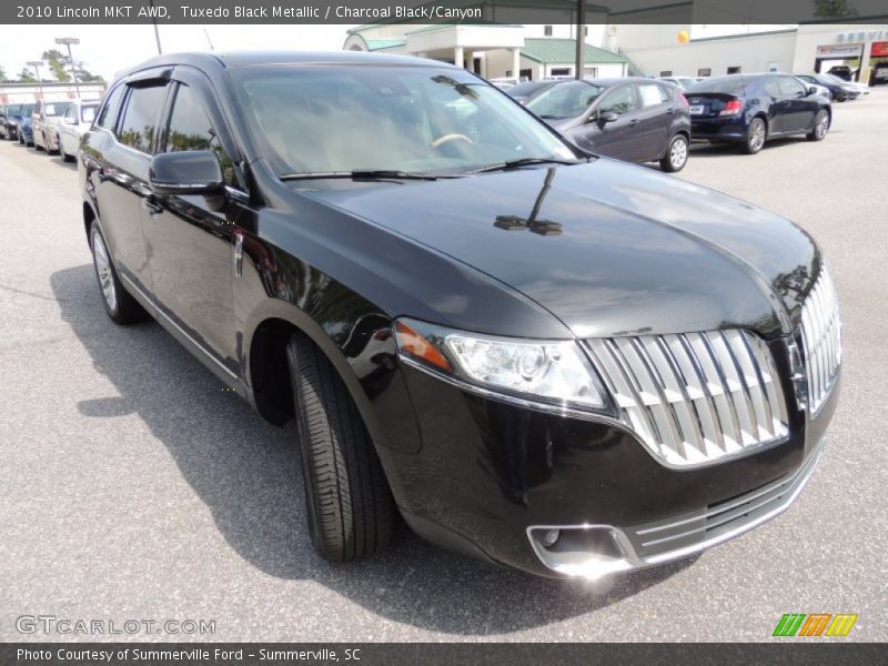 Tuxedo Black Metallic / Charcoal Black/Canyon 2010 Lincoln MKT AWD