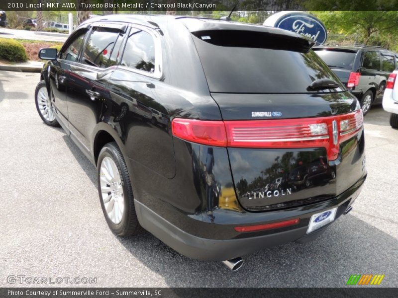 Tuxedo Black Metallic / Charcoal Black/Canyon 2010 Lincoln MKT AWD