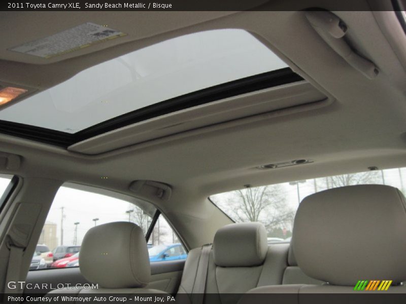 Sandy Beach Metallic / Bisque 2011 Toyota Camry XLE