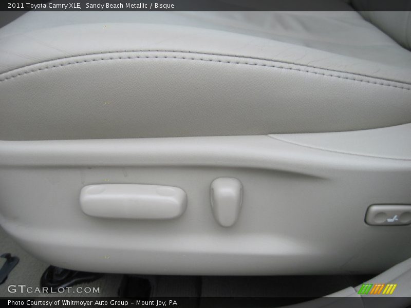 Sandy Beach Metallic / Bisque 2011 Toyota Camry XLE